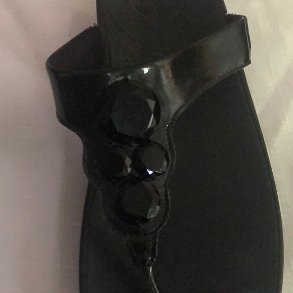 Sandals - Picture 3 of 3